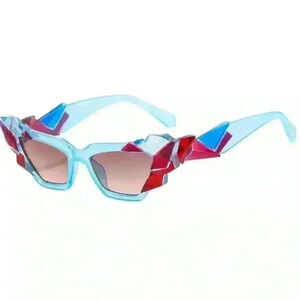 Artsy Retro 50s Exaggerated Cat Eye Blue Sunglasses with Crystal Gem Cut Accents